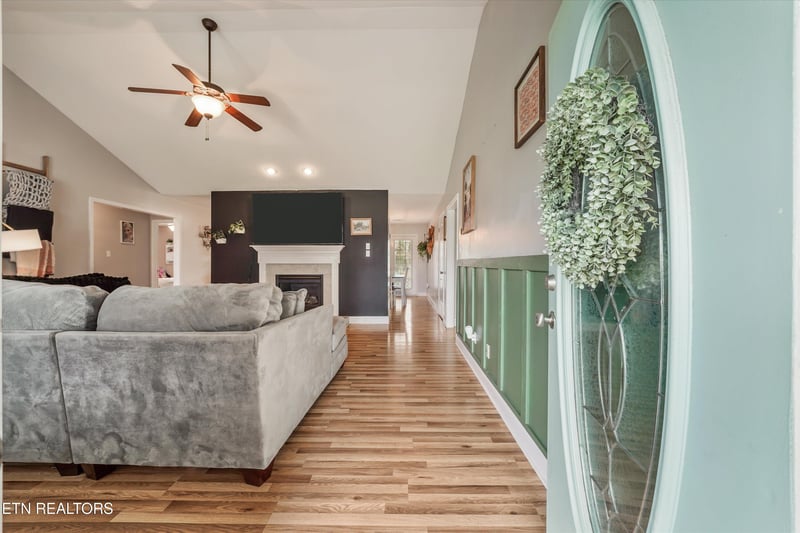 1216 Bastogne Dr, Maryville, TN 37801