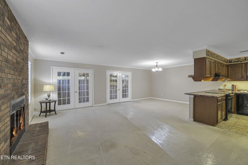 1216 Durham Rd, Knoxville, TN 37931