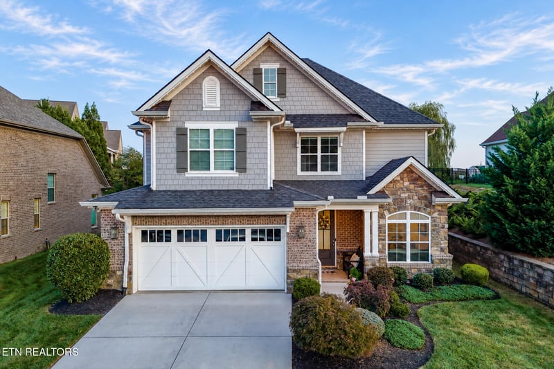 12167 Inglecrest Ln, Knoxville, TN 37934