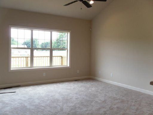 1217 Crestway Dr #1, Athens, TN 37303