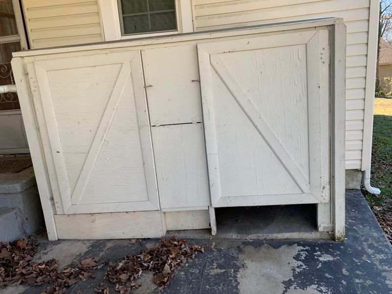 1217 E Harper Ave, Maryville, TN 37804