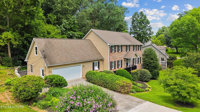 1217 Farrington Dr, Knoxville, TN 37923