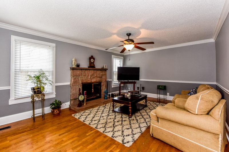 1217 Forest Ave, Maryville, TN 37804