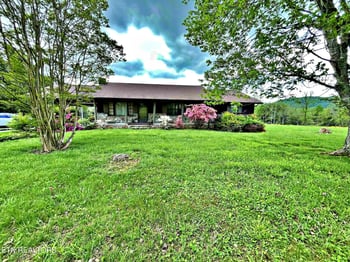 1217 Sharps Chapel Rd, Sharps Chapel, TN 37866