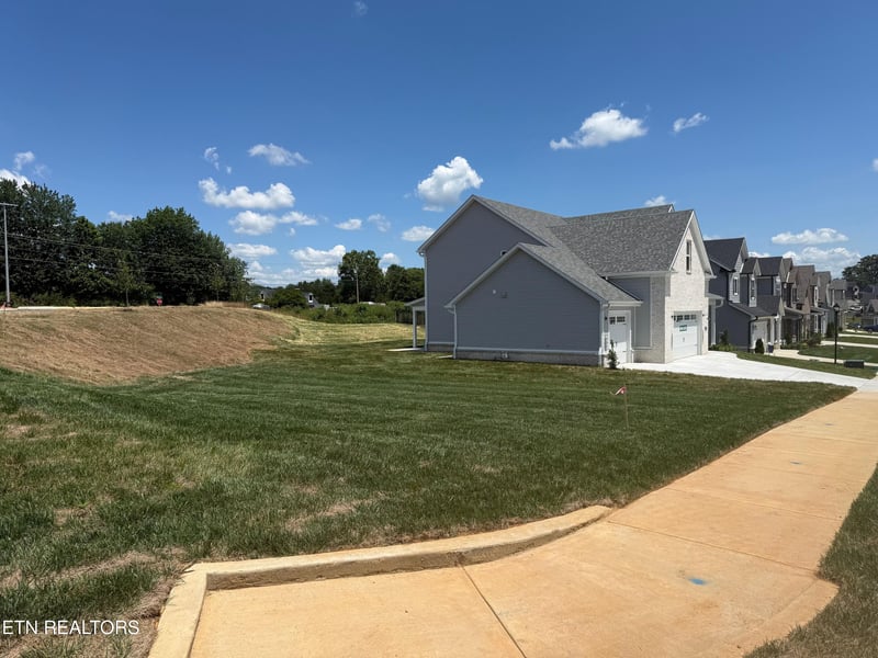 12179 Signal View Rd, Knoxville, TN 37932