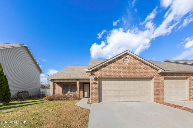 1218 Ernest Mcmahan Rd, Sevierville, TN 37862