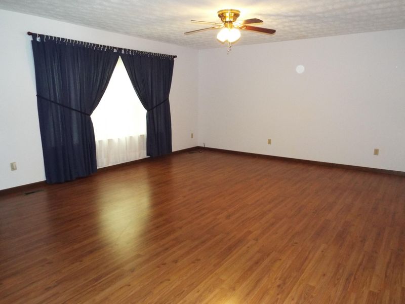 1218 Tuckaleechee Tr, Maryville, TN 37803