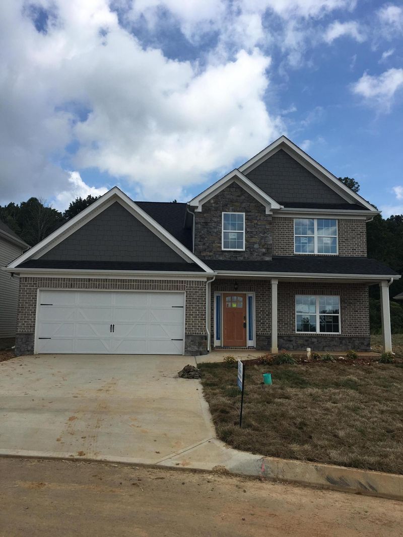 12181 Woodhollow Ln, Knoxville, TN 37932