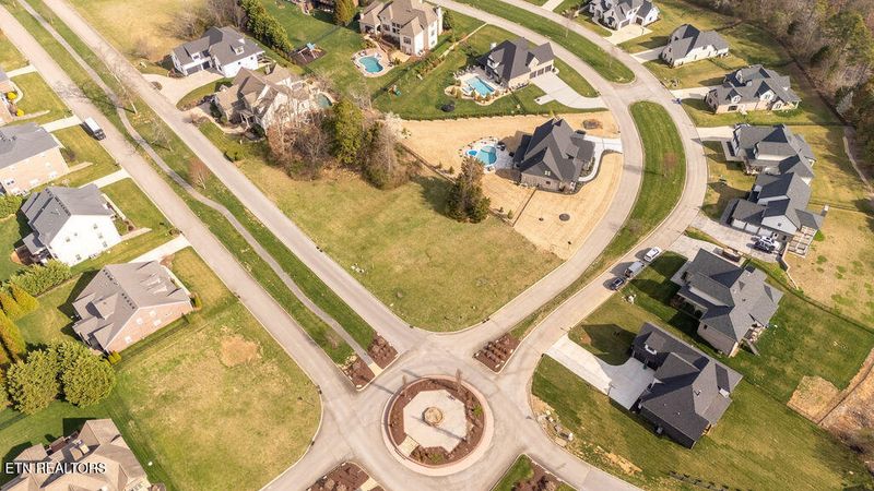 12182 Fredericksburg Blvd, Knoxville, TN 37922