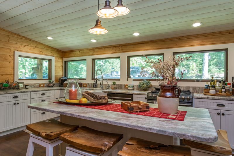 1219 Chestnut Creek Way, Seymour, TN 37865