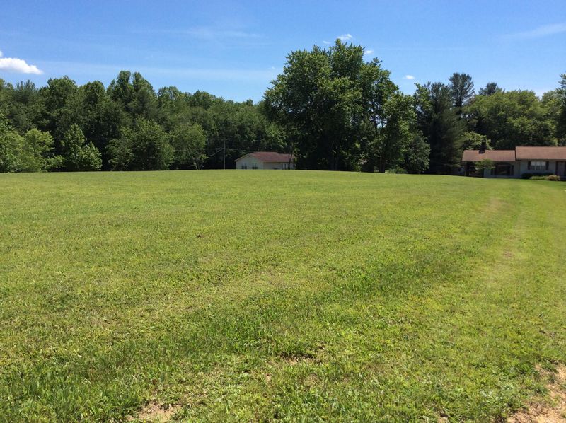 1219 Cooper Lake Rd, Oneida, TN 37841