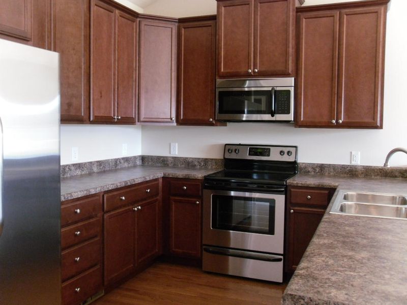 1219 Crestway Dr, Athens, TN 37303