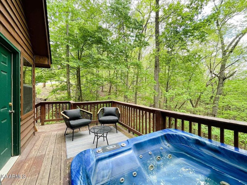 1219 Ski View Ln, Sevierville, TN 37876