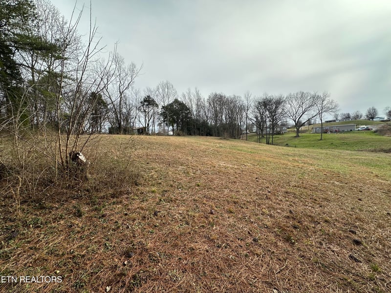 1219 Sweetwater Vonore Rd, Sweetwater, TN 37874