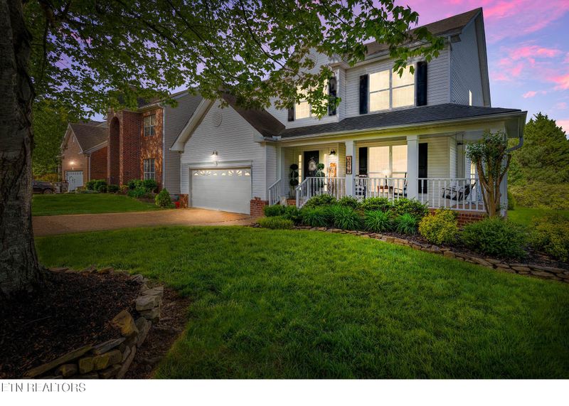 1219 Willowood Rd, Knoxville, TN 37922