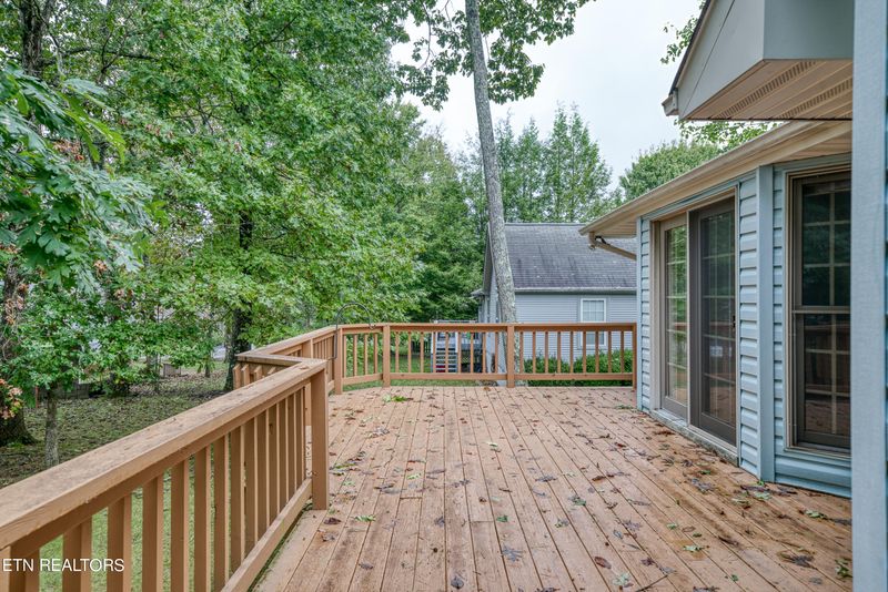 122 Berkshire Loop, Crossville, TN 38558