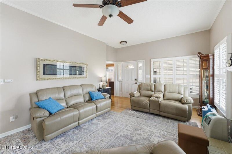 122 Blue Ridge Ct, Oak Ridge, TN 37830