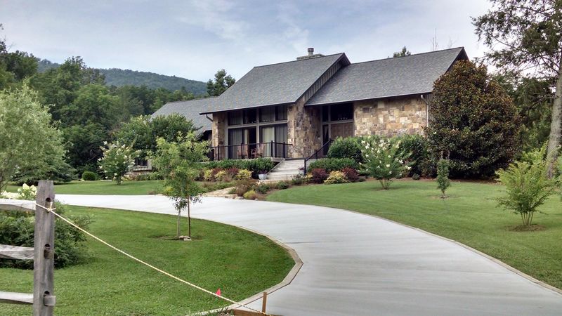 122 Brinegar Way, Walland, TN 37886