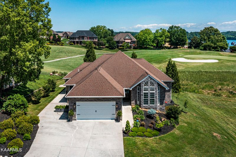 122 Cayuga Dr, Loudon, TN 37774