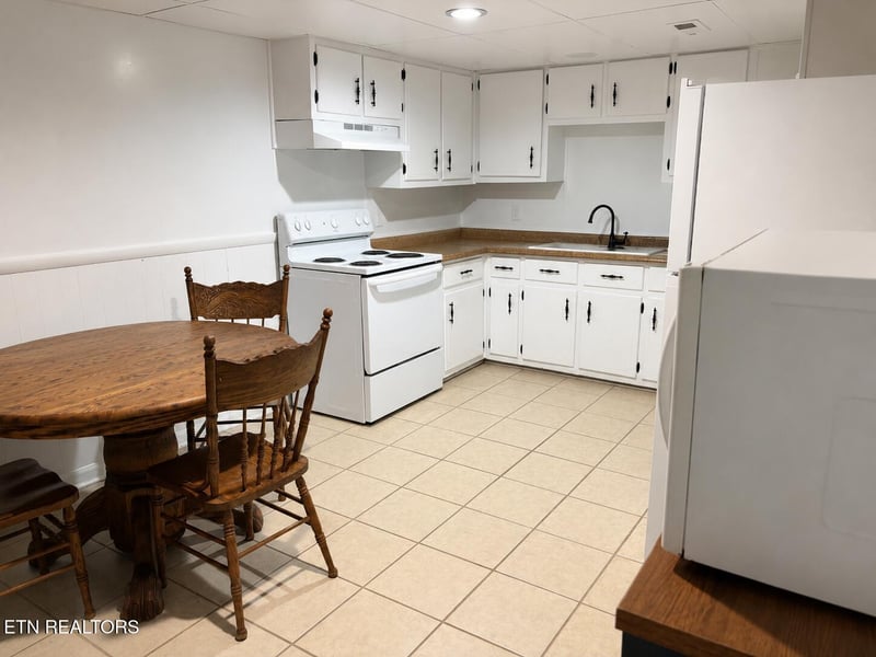 122 County Road 513, Etowah, TN 37331