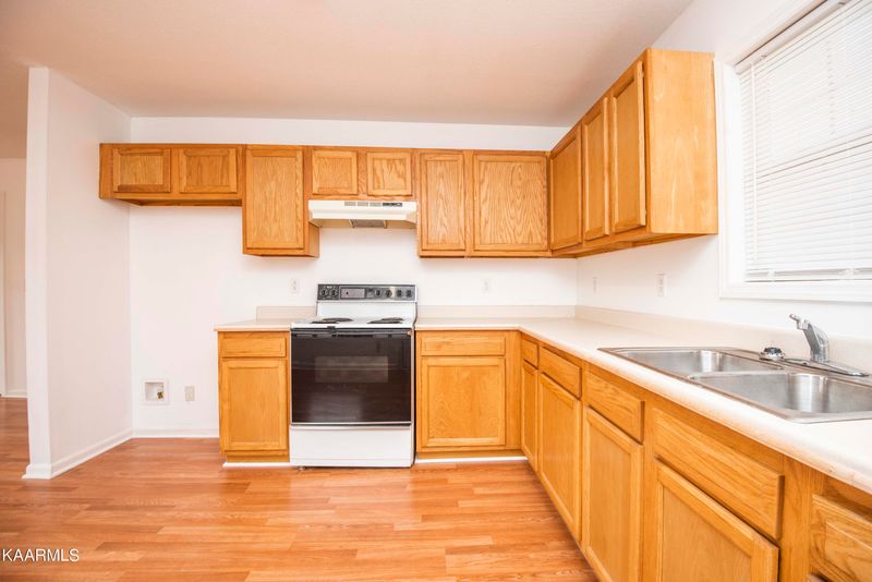 122 Donahue Rd, Luttrell, TN 37779