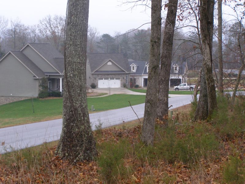 122 E Shore Dr, Rockwood, TN 37854