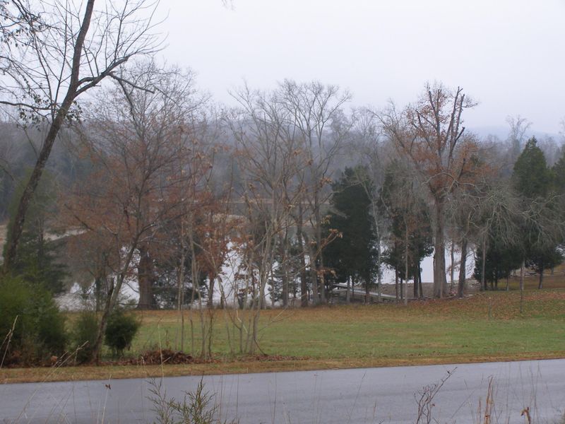 122 E Shore Dr, Rockwood, TN 37854