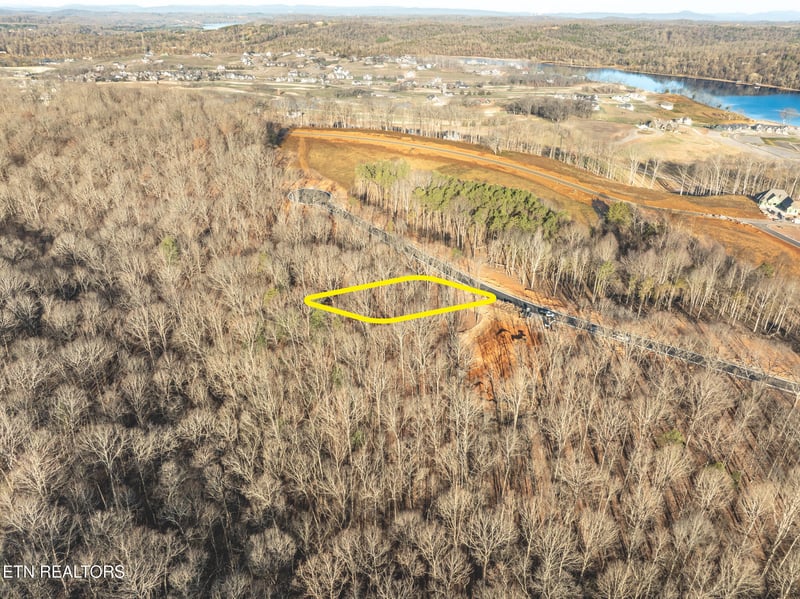 122 Fawn Ct, Loudon, TN 37774