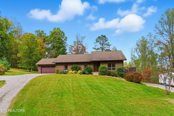 122 Fox Hunter Rd, Maynardville, TN 37807