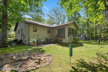 122 Glenwood Dr, Crossville, TN 38558