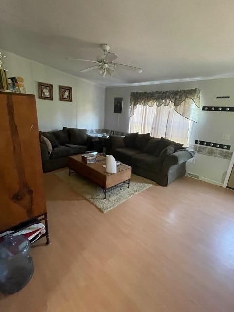 122 Lone Mountain Rd, Wartburg, TN 37887
