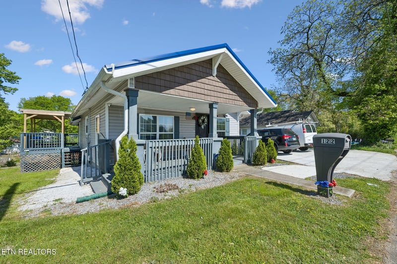 122 Pickering St, Knoxville, TN 37914