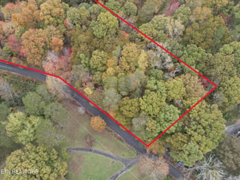 122 Pleasant View Loop Rd, Clinton, TN 37716