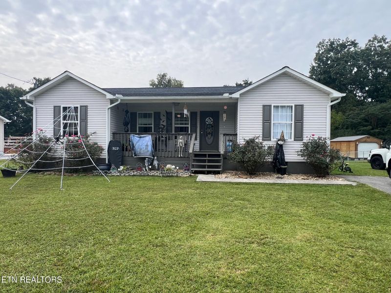 122 Regan Ln, Lafollette, TN 37766