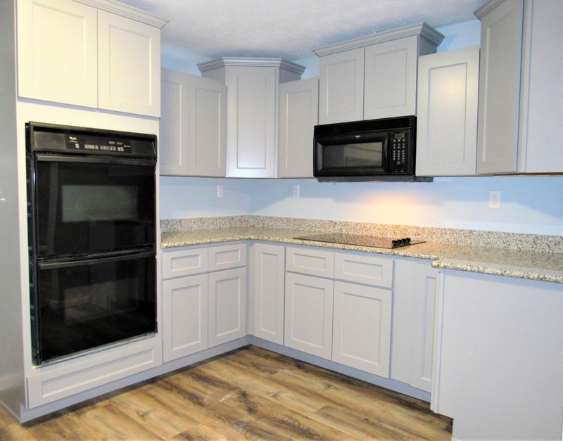 122 Richards Dr, Oliver Springs, TN 37840