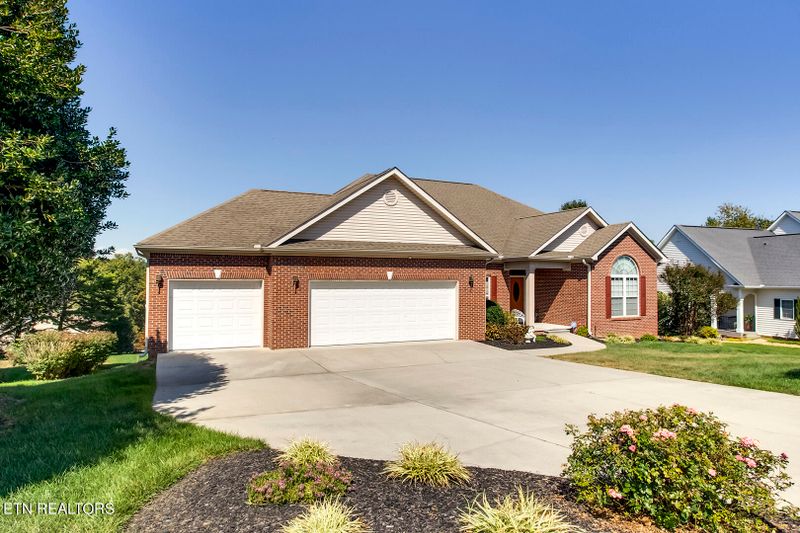 122 Tommotley Dr, Loudon, TN 37774