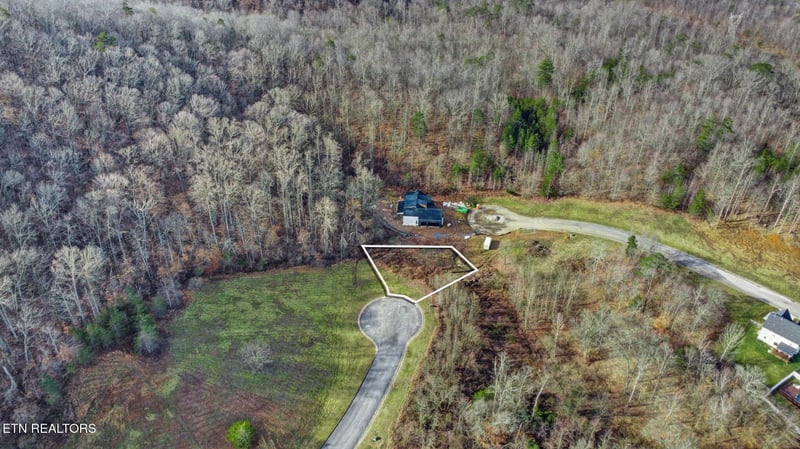 122 Willow Oak Dr, Oak Ridge, TN 37830