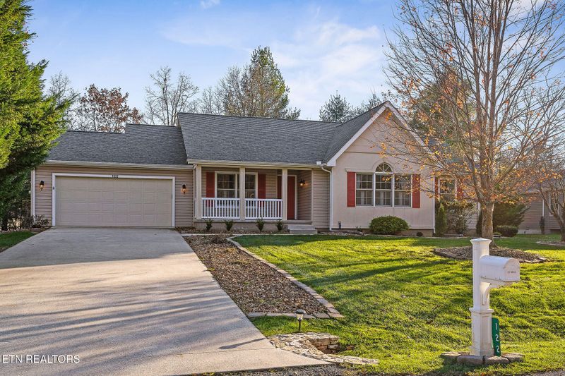 122 Windsor Rd, Crossville, TN 38558