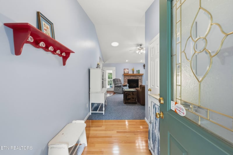 122 Wycliff Ln, Crossville, TN 38558