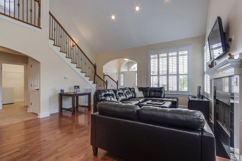 1220 Crestway Dr, Athens, TN 37303