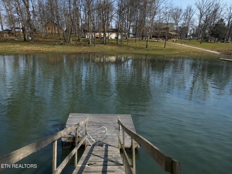 1220 Fishermans Way, Sevierville, TN 37876