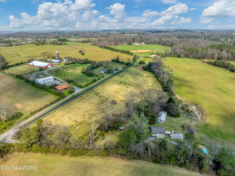 1220 Floyd Walker Rd #1, Maryville, TN 37801