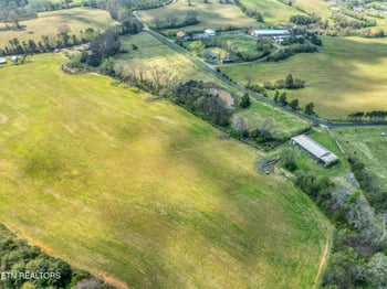 1220 Floyd Walker Rd #1, Maryville, TN 37801