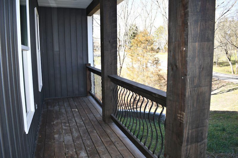 1220 Foxwood Dr, Sevierville, TN 37862