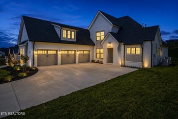 1220 Wagon Hitch Rd, Knoxville, TN 37934