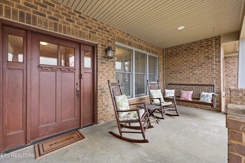 1221 Brighton Dr, Alcoa, TN 37701