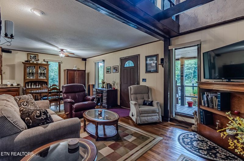 1221 S Matlock Ave, Athens, TN 37303
