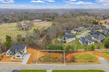 12212 Stone House Ln, Knoxville, TN 37934