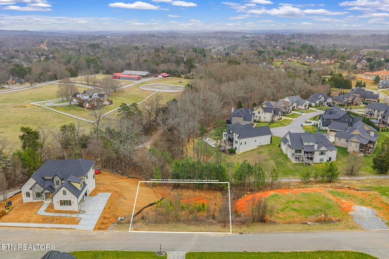 12212 Stone House Ln, Knoxville, TN 37934