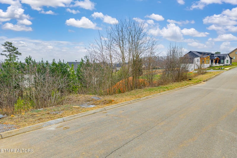 12212 Stone House Ln, Knoxville, TN 37934